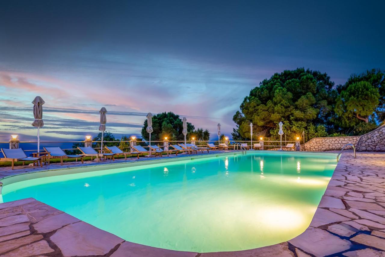 Anasa Corfu (Adults Only) Aparthotel Benitses  Eksteriør bilde