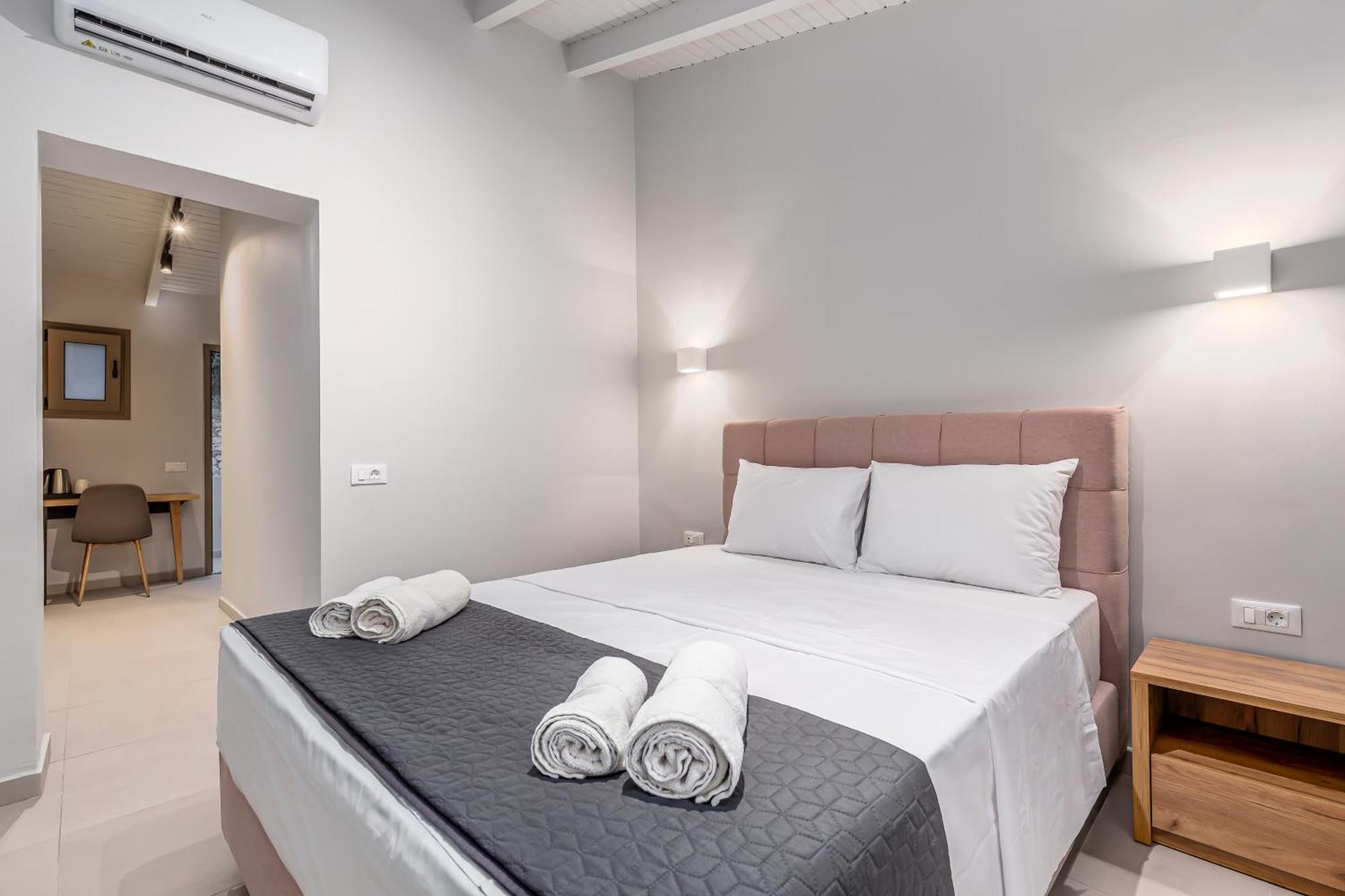 Anasa Corfu (Adults Only) Aparthotel Benitses  Eksteriør bilde